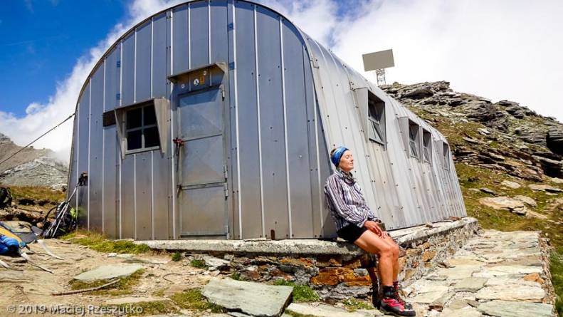 Bivouac Lateltin · Alpes, Val d'Aoste, Vallée d'Ayas, IT · GPS 45°49'22.28'' N 7°47'27.62'' E · Altitude 3120m
