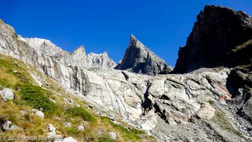 2020-09-04 · 10:40 · Refuge Monzino et Glacier du Brouillard