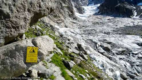Traversée sous le Glacier de la Charpoua · Alpes, Massif du Mont-Blanc, Mer de Glace, FR · GPS 45°55'18.16'' N 6°56'36.01'' E · Altitude 2341m