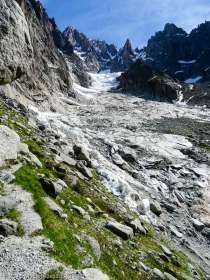 Traversée sous le Glacier de la Charpoua · Alpes, Massif du Mont-Blanc, Mer de Glace, FR · GPS 45°55'18.24'' N 6°56'36.08'' E · Altitude 2341m