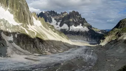 2016-07-08 · 07:24 · Balcon de la Mer de Glace