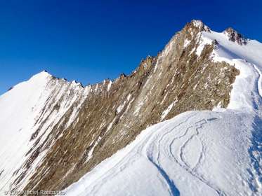 Arête NE du Nadelhorn · Alpes, Alpes valaisannes, Massif de Michabel, CH · GPS 46°6'43.60'' N 7°52'0.65'' E · Altitude 4098m