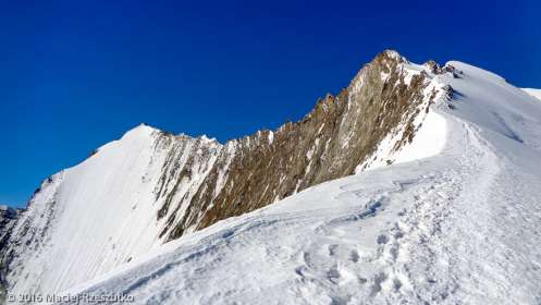 Arête NE du Nadelhorn · Alpes, Alpes valaisannes, Massif de Michabel, CH · GPS 46°6'49.69'' N 7°52'9.83'' E · Altitude 3994m