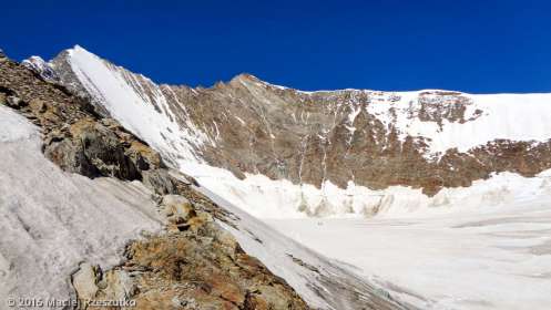 Schwarzhorn · Alpes, Alpes valaisannes, Massif de Michabel, CH · GPS 46°6'36.69'' N 7°53'0.02'' E · Altitude 3565m