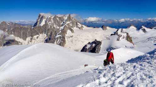 Aiguille du Midi · Alpes, Massif du Mont-Blanc, FR · GPS 45°52'48.00'' N 6°53'35.33'' E · Altitude 3625m