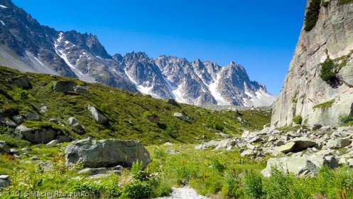 Val d’Arpette · Alpes, Valais, Massif du Mont-Blanc, CH · GPS 46°1'13.79'' N 7°3'44.08'' E · Altitude 2058m
