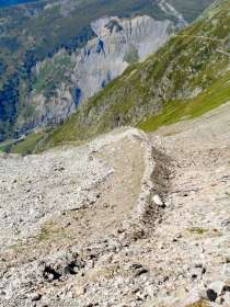 Refuge Albert 1er · Alpes, Massif du Mont-Blanc, Vallée de Chamonix, FR · GPS 45°59'48.65'' N 6°59'11.30'' E · Altitude 2669m