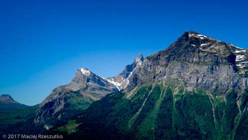 Les Carroz d’Arâches · Alpes, Préalpes de Savoie, Massif du Giffre, FR · GPS 46°0'50.00'' N 6°38'31.55'' E · Altitude 1296.2m