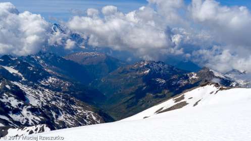 Mont Buet · Alpes, Aiguilles Rouges, Vallon de Bérard, FR · GPS 46°1'29.02'' N 6°51'9.80'' E · Altitude 3096m