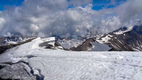 Mont Buet · Alpes, Aiguilles Rouges, Vallon de Bérard, FR · GPS 46°1'29.03'' N 6°51'9.80'' E · Altitude 3096m