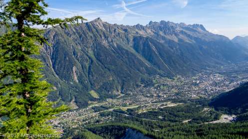 Chalet des Pyramides · Alpes, Massif du Mont-Blanc, Vallée de Chamonix, FR · GPS 45°53'19.24'' N 6°51'9.10'' E · Altitude 1831m