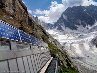 Refuge de Leschaux · Alpes, Massif du Mont-Blanc, Vallée de Chamonix, FR · GPS 45°53'41.65'' N 6°58'51.46'' E · Altitude 2343m