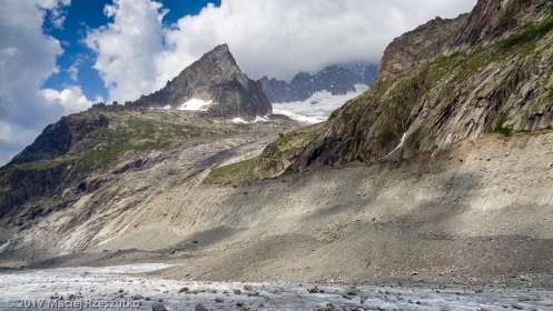 Glacier de Leschaux · Alpes, Massif du Mont-Blanc, Vallée de Chamonix, FR · GPS 45°53'37.65'' N 6°58'28.83'' E · Altitude 2193m