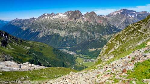 Sentier d’accès au Refuge Albert I · Alpes, Massif du Mont-Blanc, Vallée de Chamonix, FR · GPS 46°0'10.53'' N 6°58'42.78'' E · Altitude 2387m