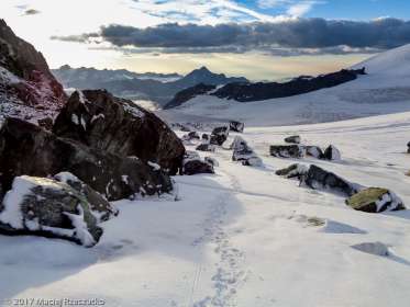 Allalinpass · Alpes, Alpes valaisannes, Vallée de Saas, CH · GPS 46°2'18.23'' N 7°53'25.85'' E · Altitude 3430m