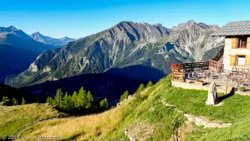 2017-08-05 · 07:47 · Courmayeur-Champex-Vallorcine