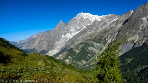 2017-08-05 · 08:17 · Courmayeur-Champex-Vallorcine