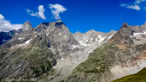 2017-08-05 · 10:48 · Courmayeur-Champex-Vallorcine