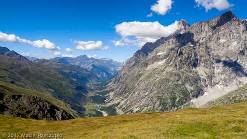 Grand Col Ferret · Alpes, Massif du Mont-Blanc, IT · GPS 45°53'20.37'' N 7°4'40.18'' E · Altitude 2537m