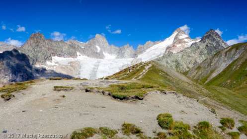 Grand Col Ferret · Alpes, Massif du Mont-Blanc, IT · GPS 45°53'20.44'' N 7°4'40.62'' E · Altitude 2536m