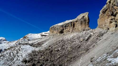 L'envers de la Brèche · Pyrénées, Hautes Pyrénées, Parc National du Mont Perdu, FR · GPS 42°41'20.91'' N 0°1'50.22'' W · Altitude 2619m