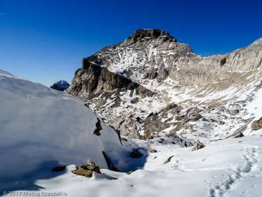 Col des Isards · Pyrénées, Hautes Pyrénées, Parc National du Mont Perdu, FR · GPS 42°41'9.08'' N 0°1'14.86'' W · Altitude 2934m