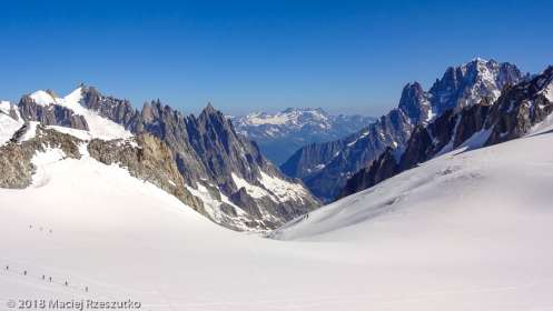 Pointe Helbronner · Alpes, Massif du Mont-Blanc, IT · GPS 45°50'45.47'' N 6°55'54.53'' E · Altitude 3445m