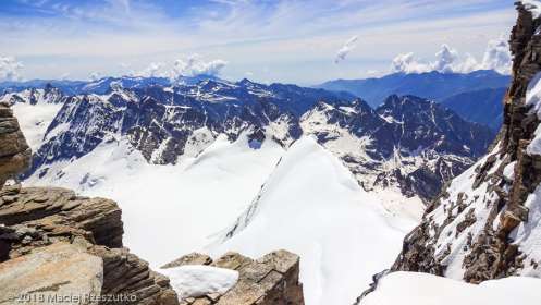 Arête sommitale du Grand Paradis · Alpes, Massif du Grand Paradis, Valsavarenche, IT · GPS 45°31'0.03'' N 7°16'6.92'' E · Altitude 3989m