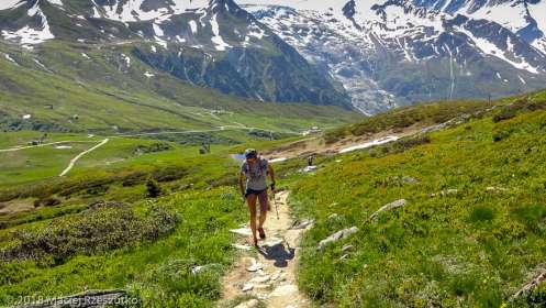 Marathon du Mont-Blanc · Alpes, Massif du Mont-Blanc, Vallée de Chamonix, FR · GPS 46°1'24.22'' N 6°56'51.75'' E · Altitude 2011m