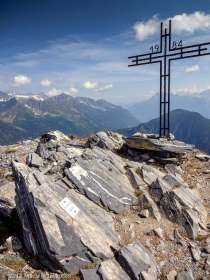 Croix de Fer · Alpes, Massif du Mont-Blanc, Vallée de Chamonix, FR · GPS 46°2'11.05'' N 6°58'34.36'' E · Altitude 2343m