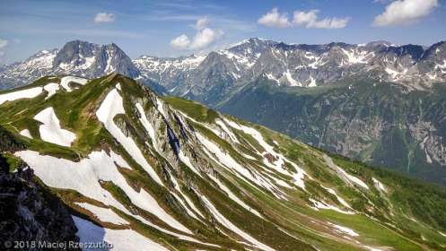 Croix de Fer · Alpes, Massif du Mont-Blanc, Vallée de Chamonix, FR · GPS 46°2'11.51'' N 6°58'34.61'' E · Altitude 2343m