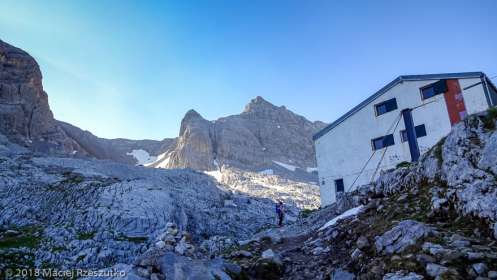 Refuge de Gramusset · Alpes, Préalpes de Savoie, Chaîne des Aravis, FR · GPS 45°57'20.92'' N 6°32'38.89'' E · Altitude 2146m