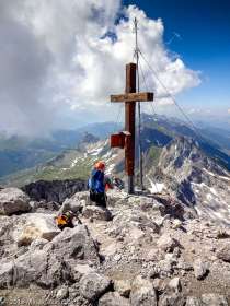 La Pointe Percée · Alpes, Préalpes de Savoie, Chaîne des Aravis, FR · GPS 45°57'20.56'' N 6°33'21.34'' E · Altitude 2748m