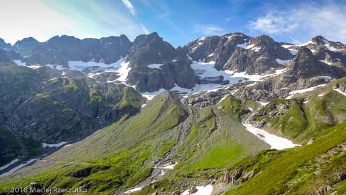 Vallon de Bérard · Alpes, Préalpes de Savoie, Aiguilles Rouges, FR · GPS 46°0'14.79'' N 6°52'0.85'' E · Altitude 1982m