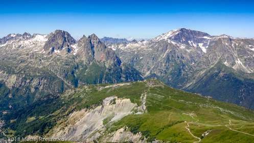 Grandes Autannes · Alpes, Massif du Mont-Blanc, Vallée de Chamonix, FR · GPS 46°1'10.46'' N 6°58'52.82'' E · Altitude 2680m