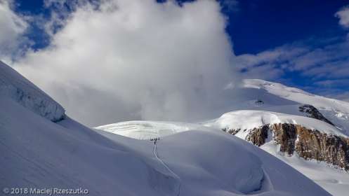 Col de la Brenva et le Mont Blanc · Alpes, Massif du Mont-Blanc, Vallée de Chamonix, FR · GPS 45°50'52.00'' N 6°52'25.12'' E · Altitude 4351m