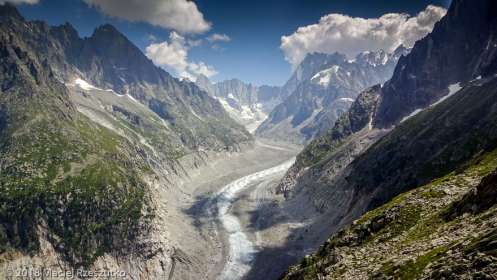 ignal Forbes · Alpes, Massif du Mont-Blanc, Vallée de Chamonix, FR · GPS 45°55'40.63'' N 6°54'47.33'' E · Altitude 2129m