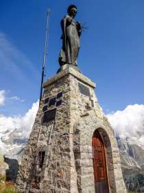 Mont Chétif · Alpes, Massif du Mont-Blanc, Val Veny, IT · GPS 45°47'59.67'' N 6°57'0.67'' E · Altitude 2295m