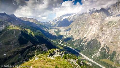 Dans la descente du Mont Chétif · Alpes, Massif du Mont-Blanc, Val Veny, IT · GPS 45°47'58.60'' N 6°56'52.53'' E · Altitude 2297m