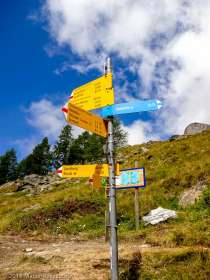 Dans la montée à Domhutte · Alpes, Alpes valaisannes, Massif des Mischabels, CH · GPS 46°6'11.85'' N 7°48'26.27'' E · Altitude 2216m