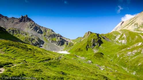 Col du Bonhomme · Alpes, Massif du Mont-Blanc, FR · GPS 45°44'36.92'' N 6°42'56.16'' E · Altitude 2069m