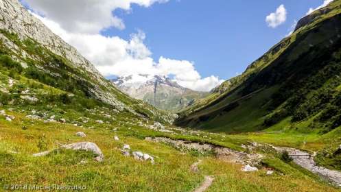Les Chapieux · Alpes, Massif du Mont-Blanc, FR · GPS 45°42'27.83'' N 6°45'4.21'' E · Altitude 1678m