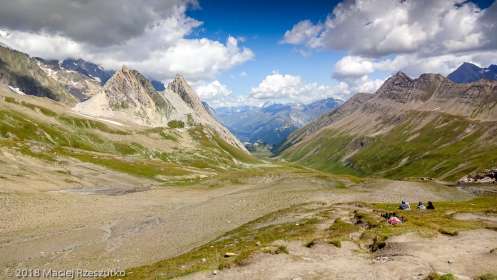 Col de la Seigne · Alpes, Massif du Mont-Blanc, FR · GPS 45°45'5.32'' N 6°48'24.42'' E · Altitude 2494m