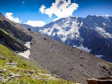- · Alpes, Massif du Mont-Blanc, Traversée vers la Refuge de Pla, FR · GPS 45°50'4.87'' N 6°47'19.78'' E · Altitude 2511m