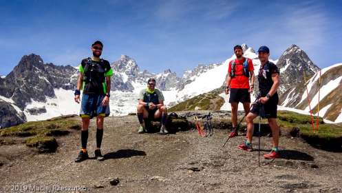 Grand Col Ferret · Alpes, Massif du Mont-Blanc, Val Ferret Italien, IT · GPS 45°53'20.39'' N 7°4'40.32'' E · Altitude 2468m