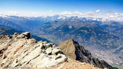 Vue depuis le sommet du Mont Emilius · Alpes, Alpes grées, Val d'Aoste, IT · GPS 45°40'43.78'' N 7°23'5.62'' E · Altitude 3475m