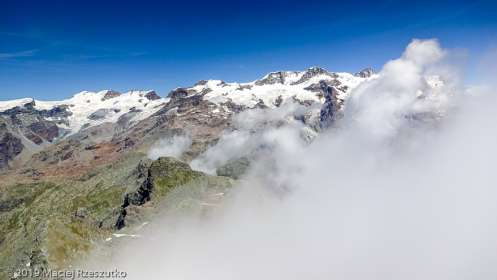 Mont Rose depuis le sommet de la Testa Grigia · Alpes, Val d'Aoste, Vallée d'Ayas, IT · GPS 45°49'51.19'' N 7°47'11.70'' E · Altitude 3314m