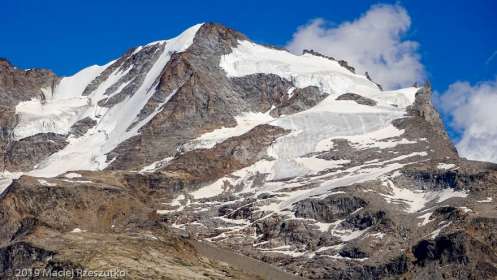 Vue sur le Massif du Grand Paradis · Alpes, Val d'Aoste, Parc National du Grand Paradis, IT · GPS 45°31'31.57'' N 7°10'51.71'' E · Altitude 2465m