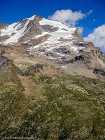 Vue sur le Massif du Grand Paradis · Alpes, Val d'Aoste, Parc National du Grand Paradis, IT · GPS 45°31'31.58'' N 7°10'51.71'' E · Altitude 2465m