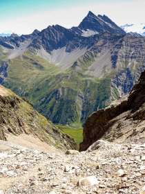 Dans la descente du bivouac Gino Rainetto · Alpes, Massif du Mont-Blanc, Val Vény, IT · GPS 45°47'1.64'' N 6°50'38.91'' E · Altitude 2799m